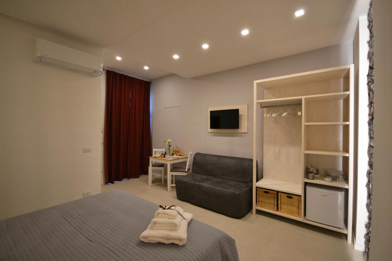 B&B Donna Marisa Pompei Bagian luar foto